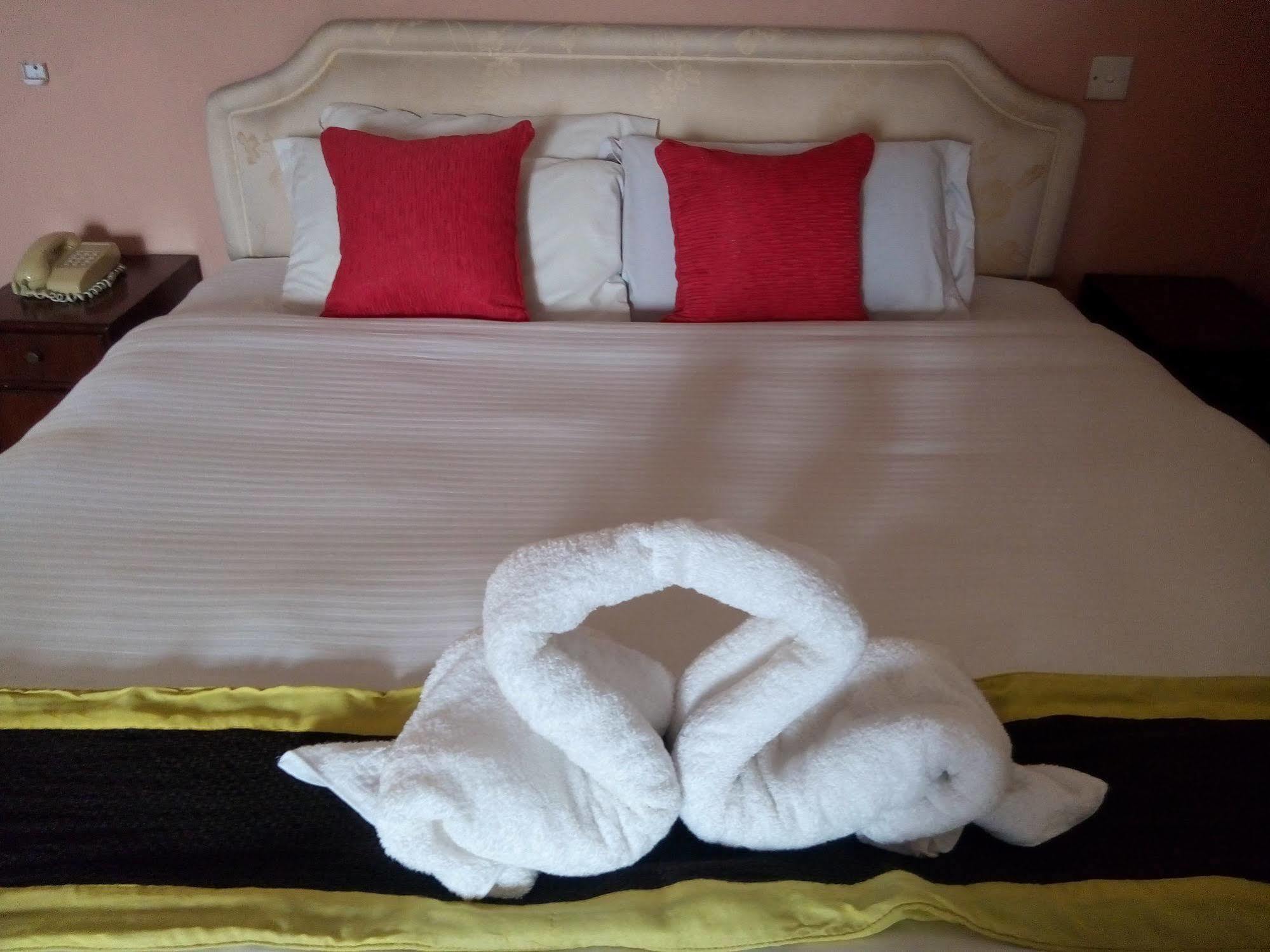Amar Hotel Kathmandu Bagian luar foto